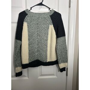 urban day womens gray cream black colorblock chunky knit sweater